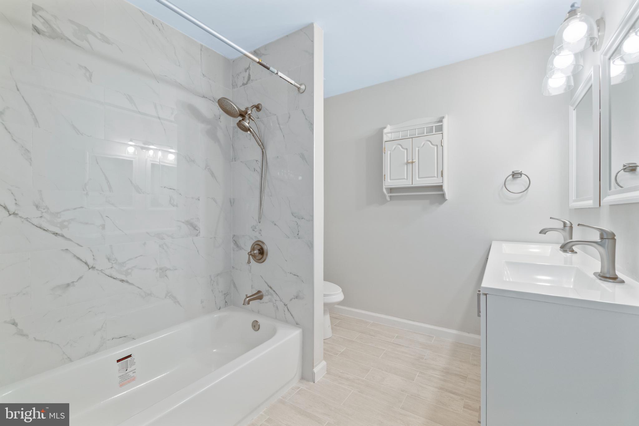 BELVEDERE SQUARE - Residential