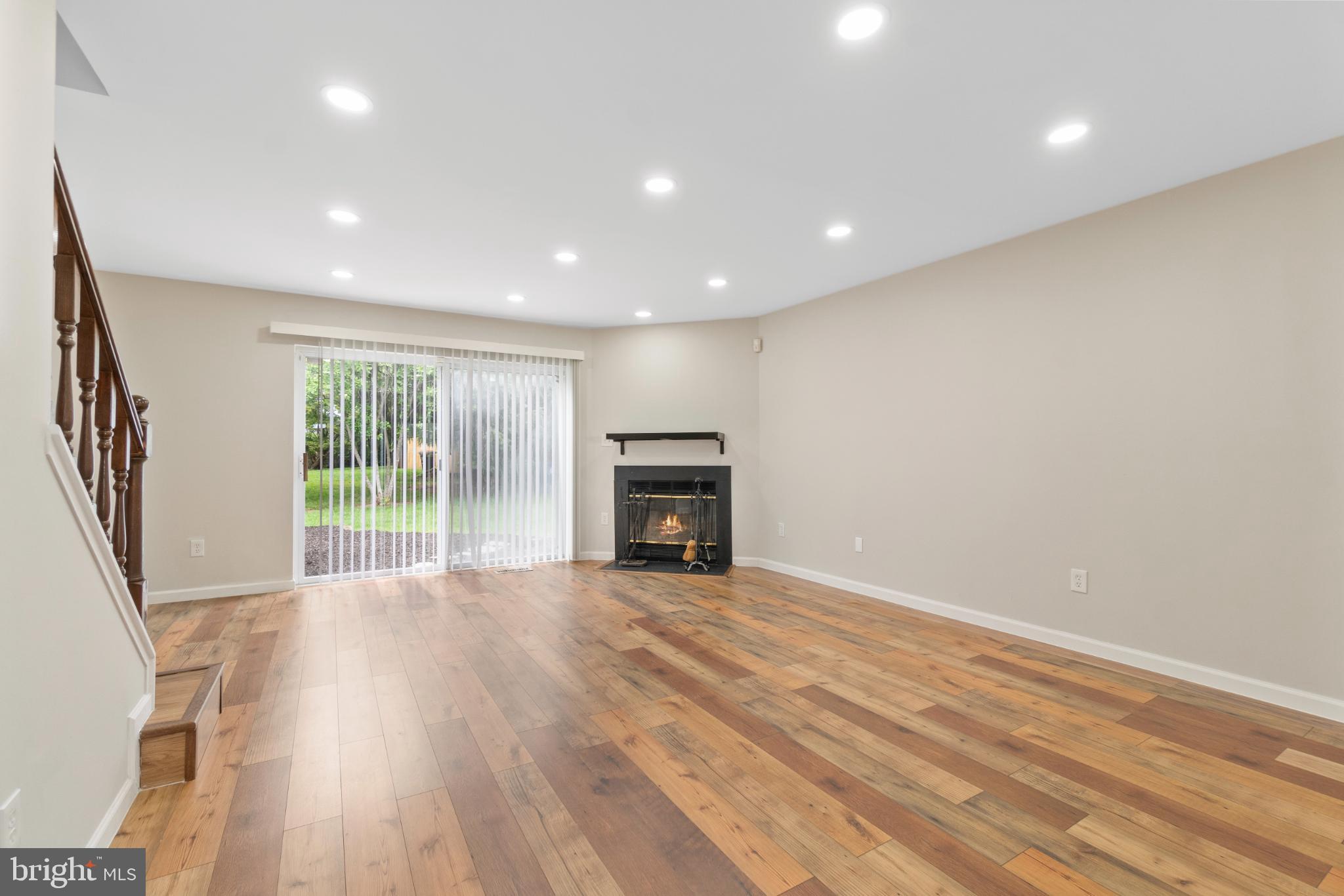 BELVEDERE SQUARE - Residential