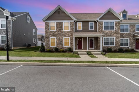 731 FARMWOOD LANE LEBANON PA 17042