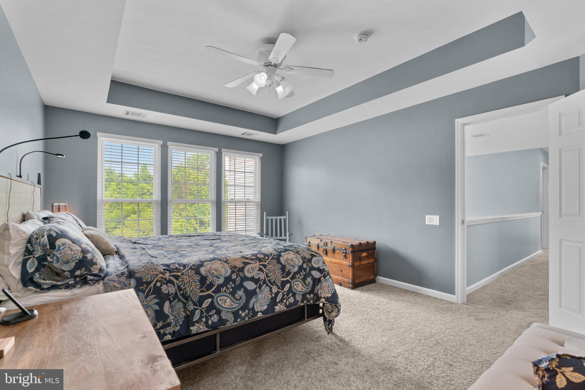 MANOR OAKS - Residential