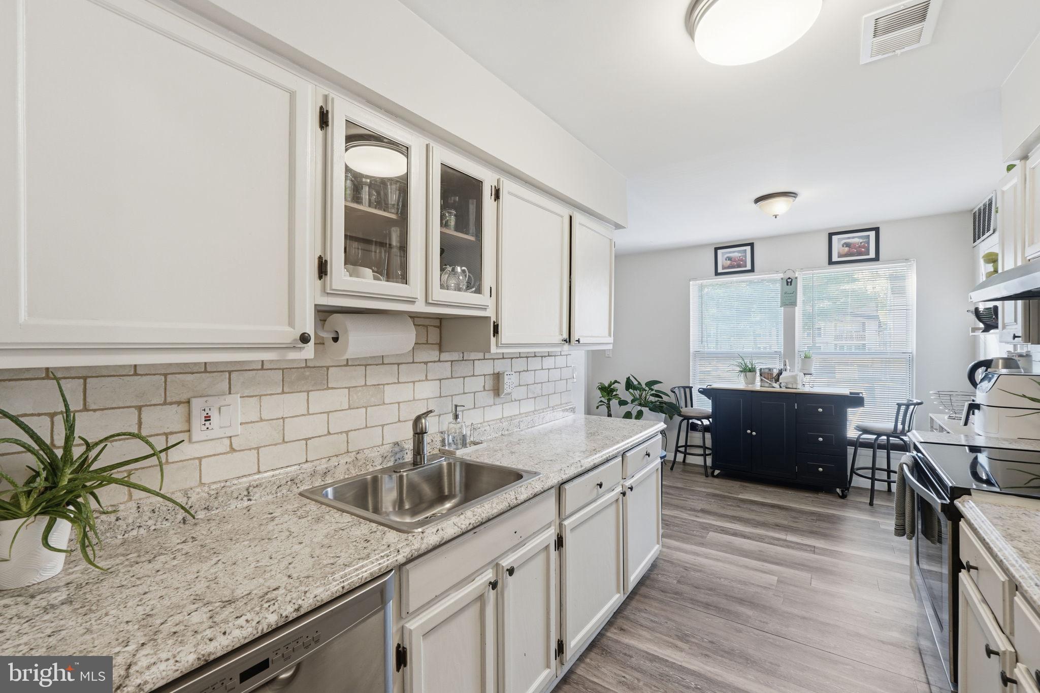 GREENFIELDS - Residential