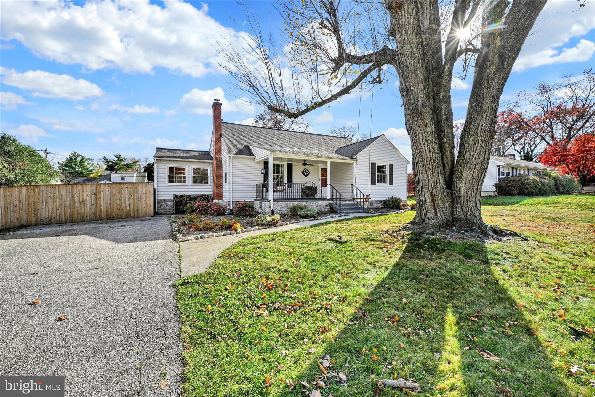 ORCHARD HILLS - Residential