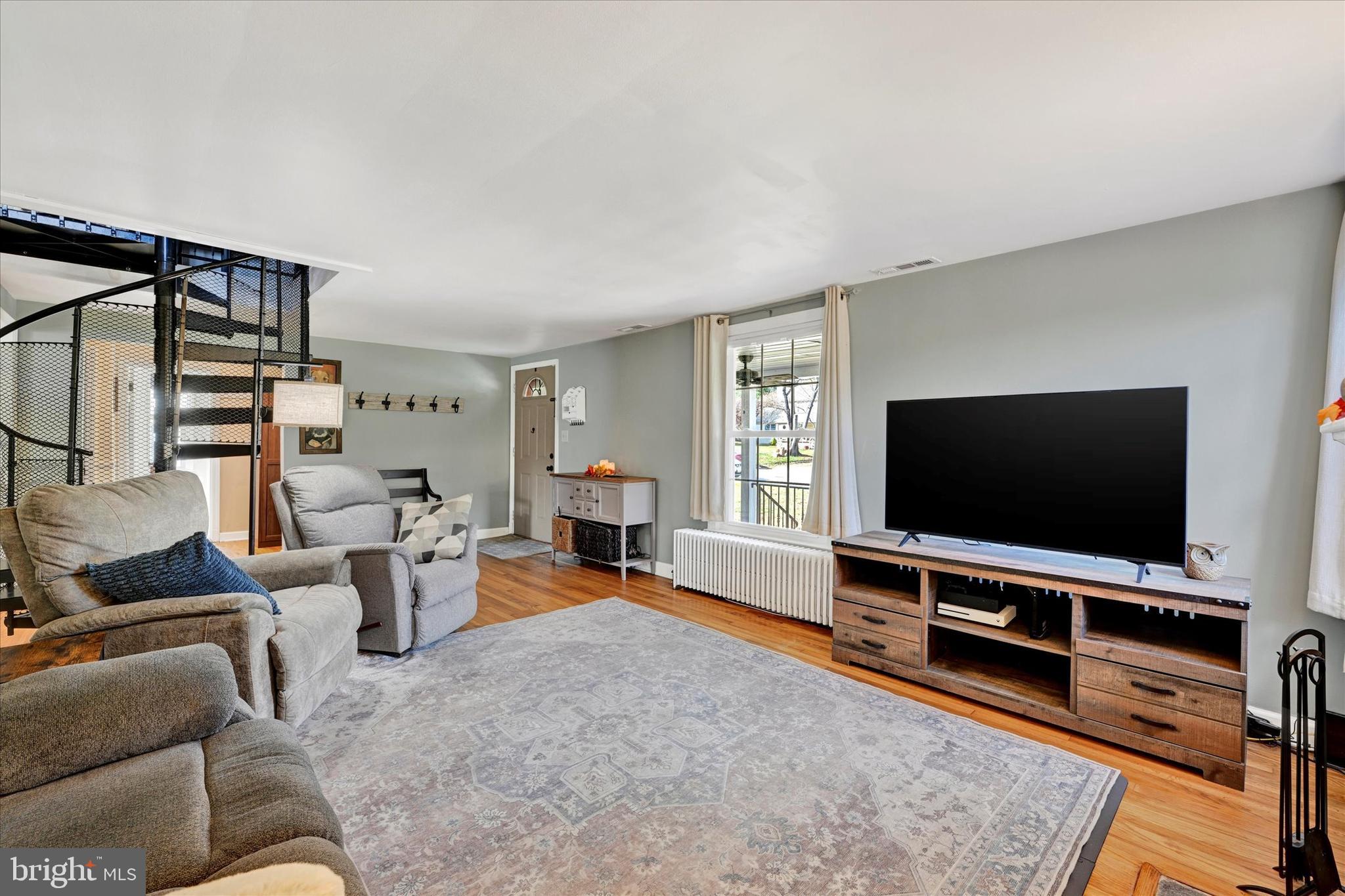 ORCHARD HILLS - Residential