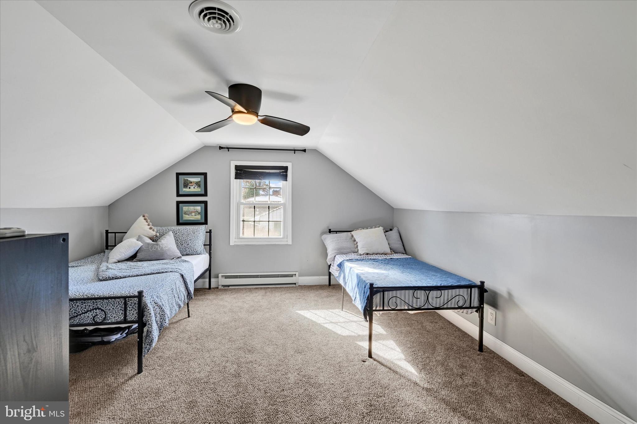 ORCHARD HILLS - Residential