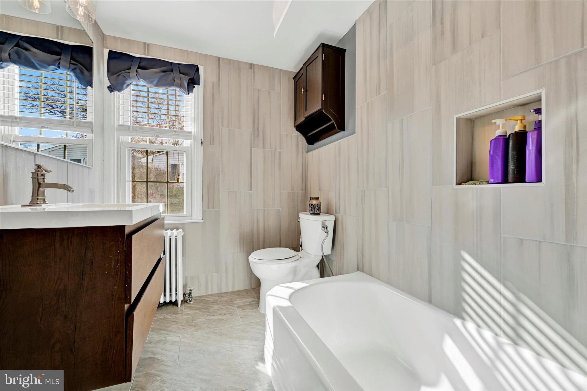 ORCHARD HILLS - Residential