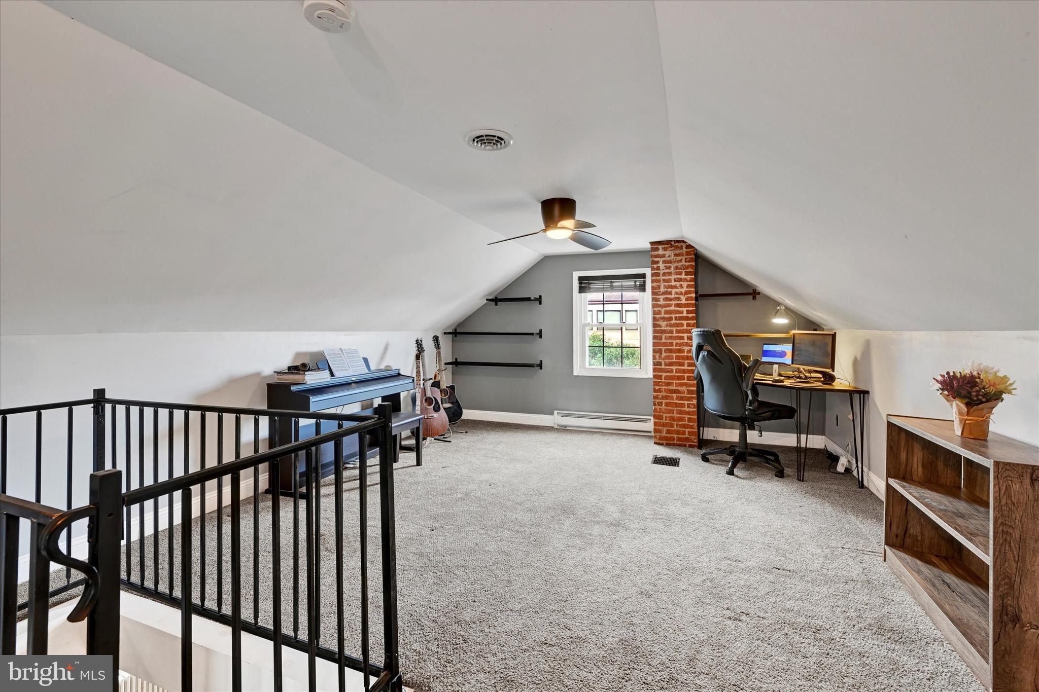 ORCHARD HILLS - Residential