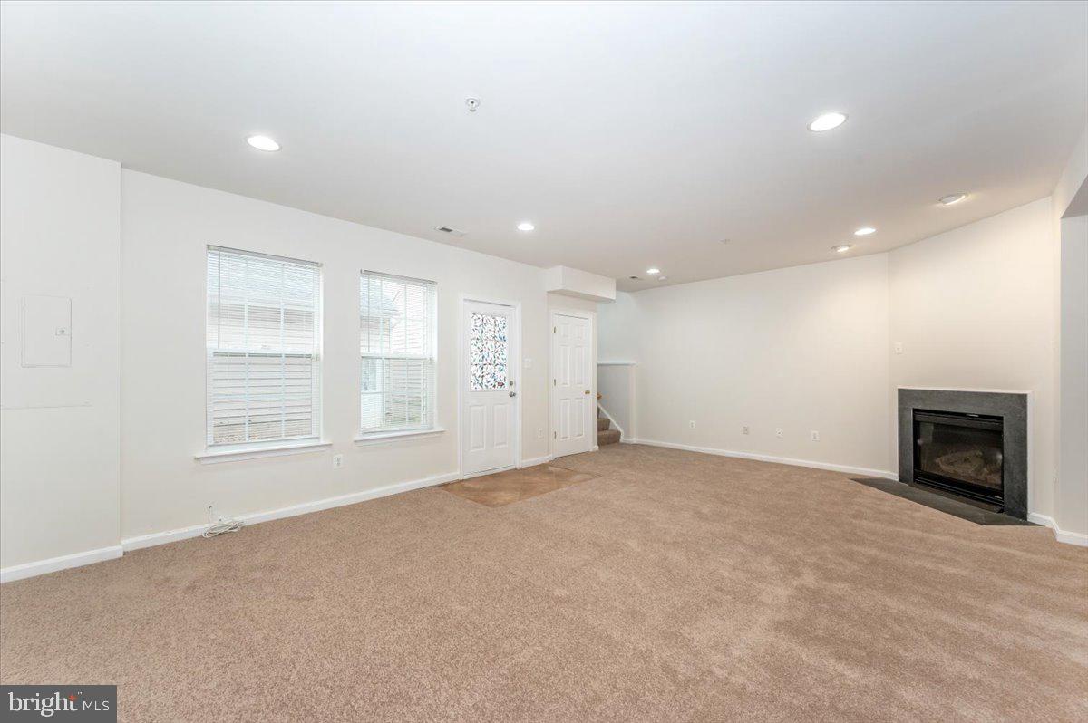 GREENWAY VILLAGE - Residential Lease