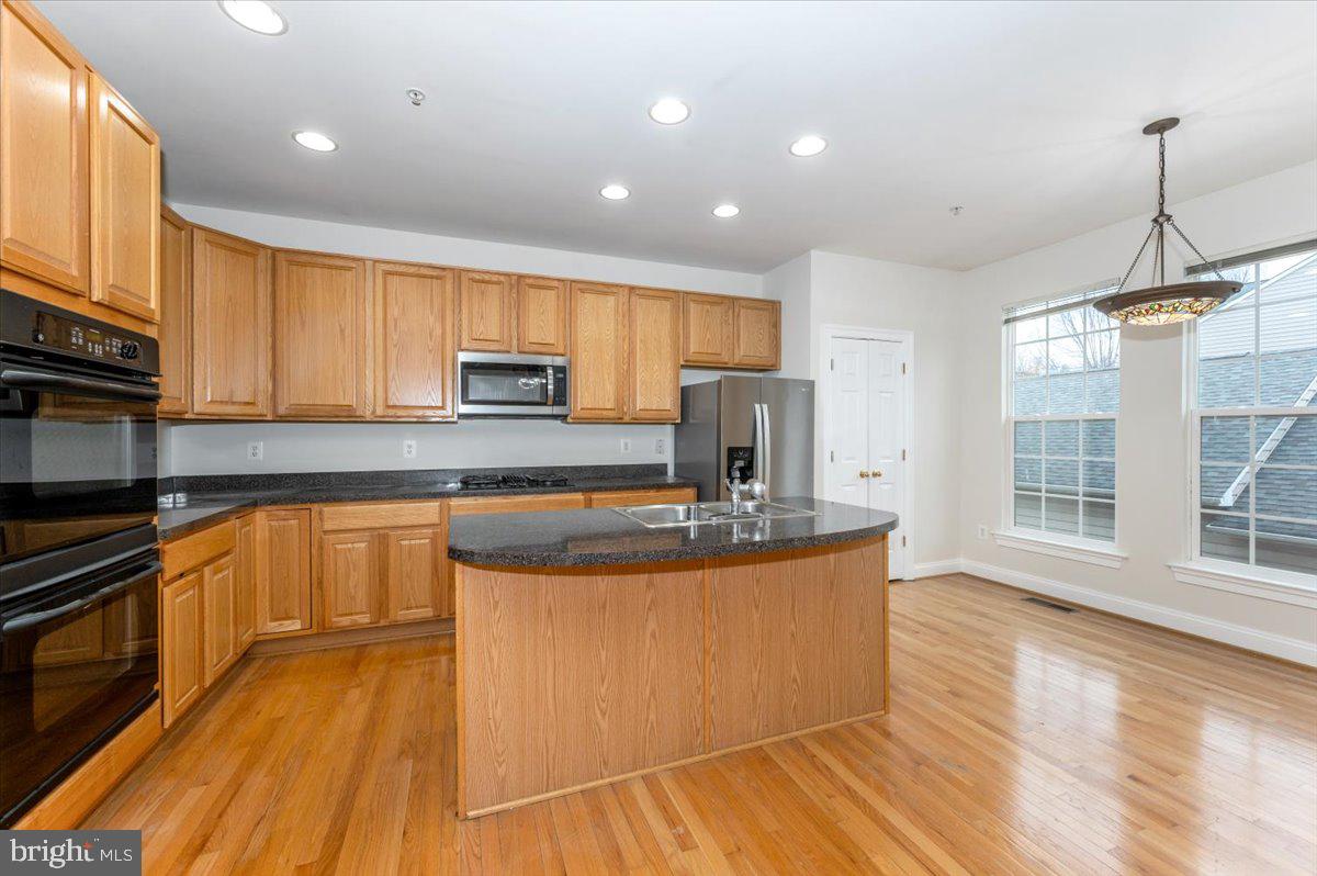 GREENWAY VILLAGE - Residential Lease