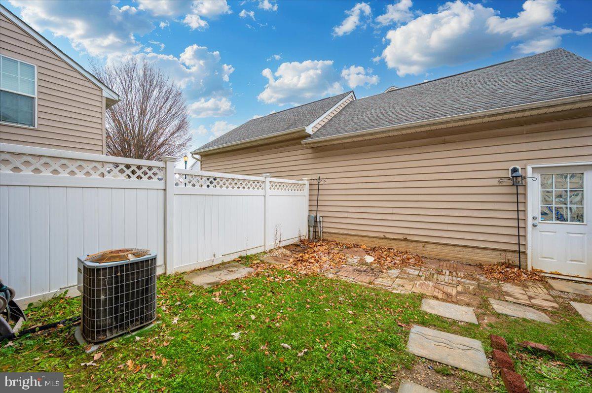 GREENWAY VILLAGE - Residential Lease