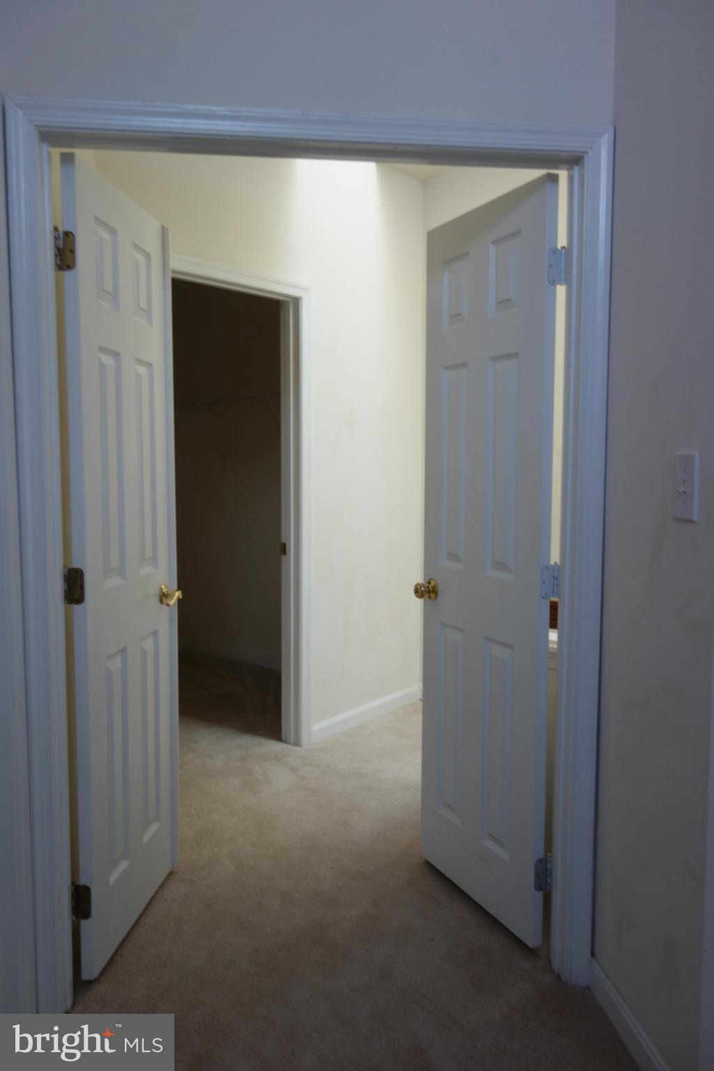 GERMANTOWN ESTATES - Residential Lease