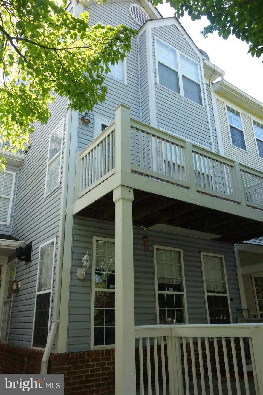 Bright 3 levels, 2 balconies, high ceilings. Freshly painted, New carpets, HVAC (1 Yr),  Huge MBA, luxury master bath w/double vanities & Sep. Shwr., tub, laundry on 2nd level, skylights, fireplace in living room.  Convenient to 270, MARC train. $40 fee per applicant, copy of income verification and photo ID(driver's license)