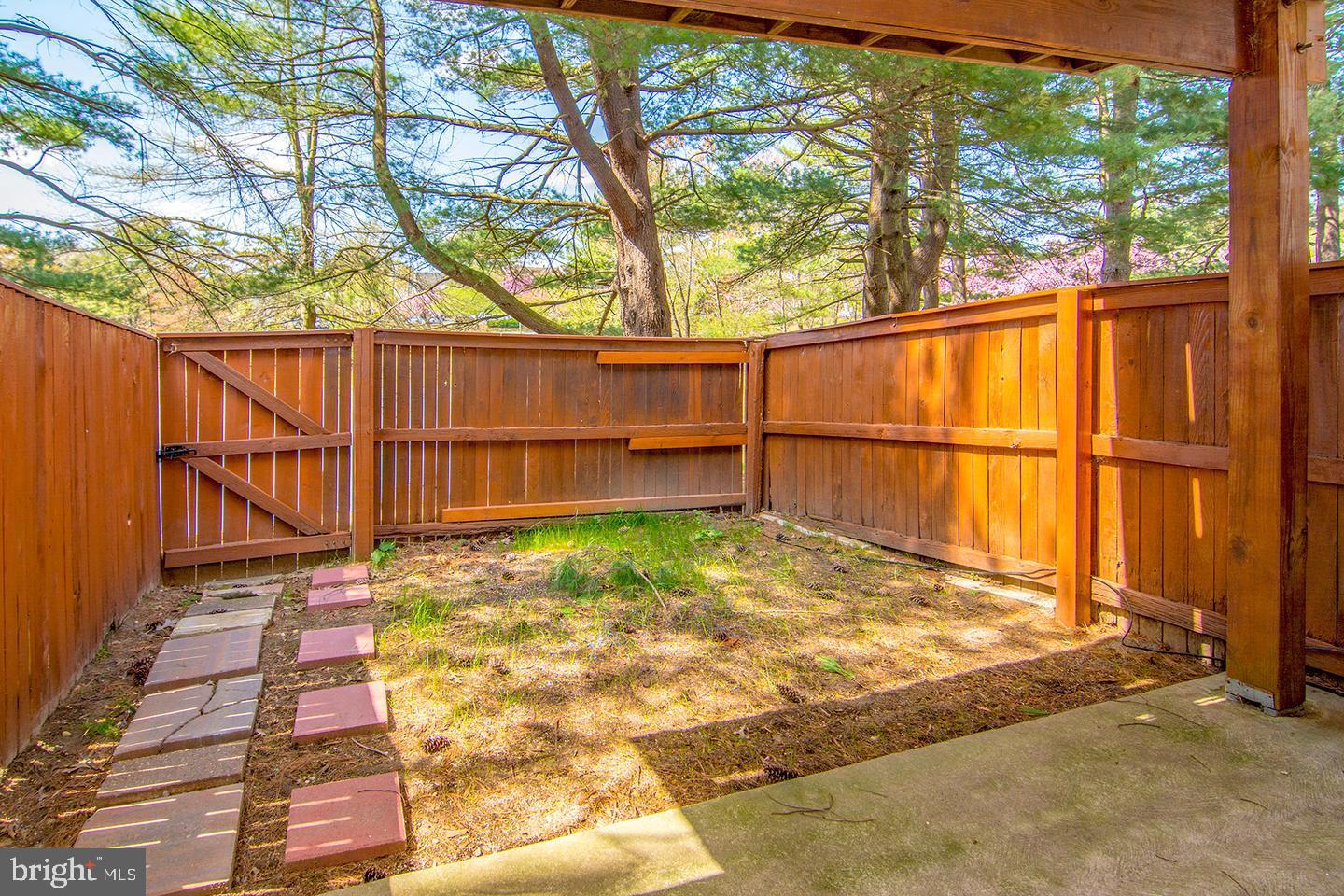 CROFTON MEWS - Residential Lease