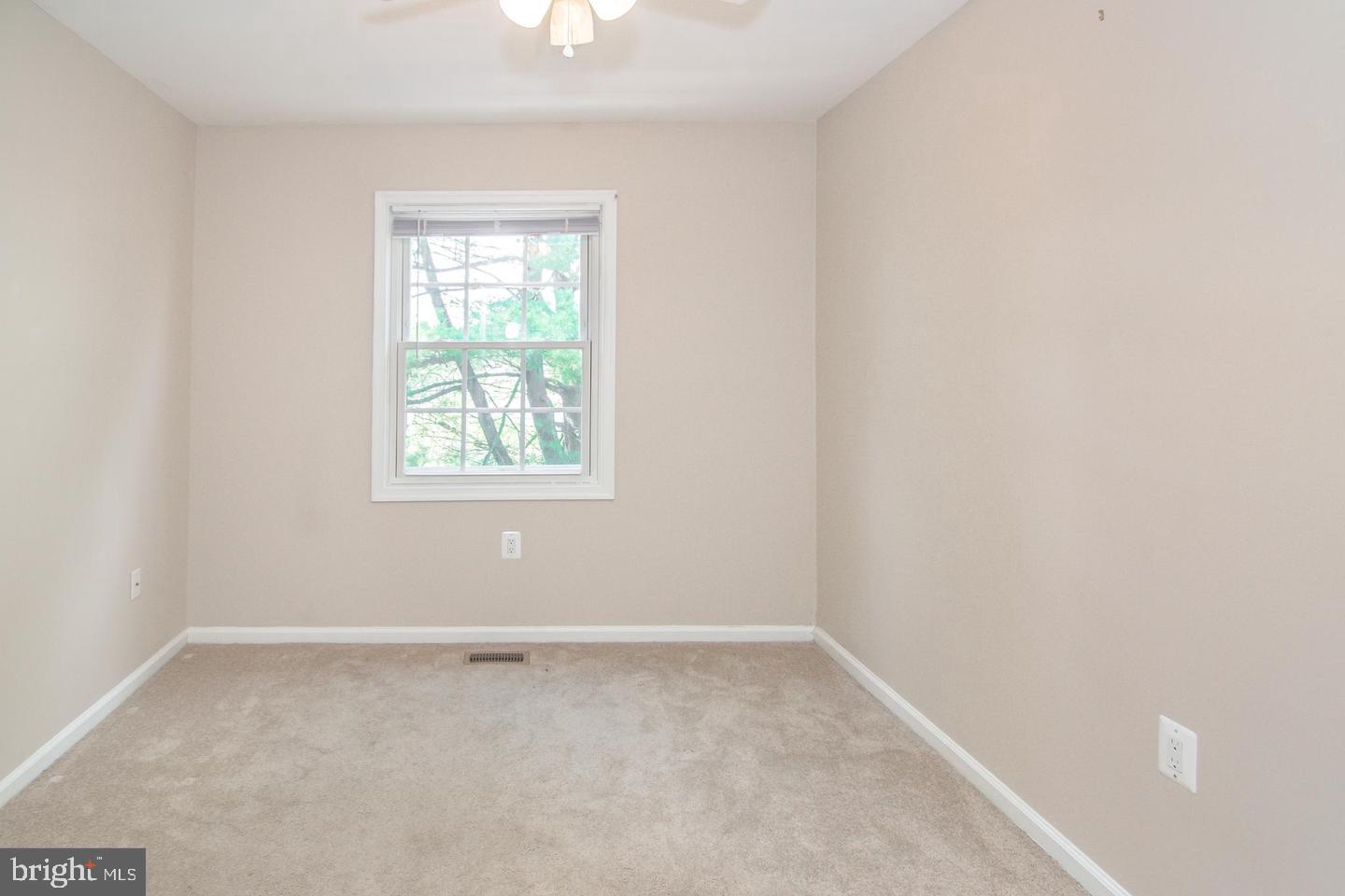 CROFTON MEWS - Residential Lease