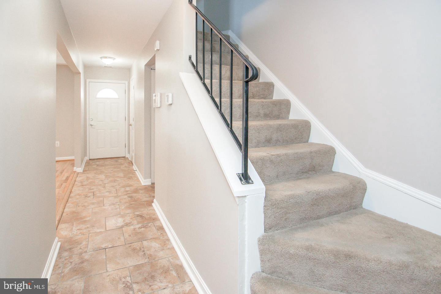 CROFTON MEWS - Residential Lease