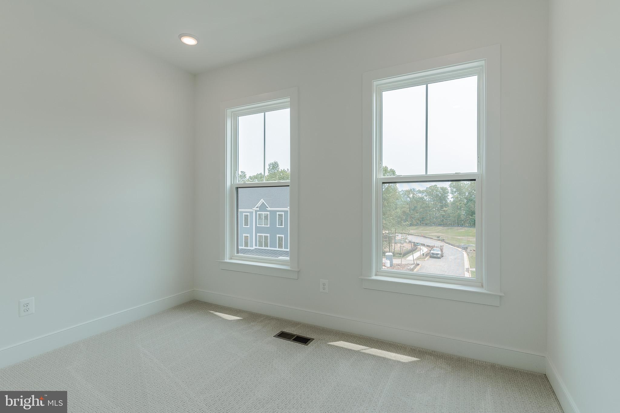 CATTAIL RUN - Residential Lease