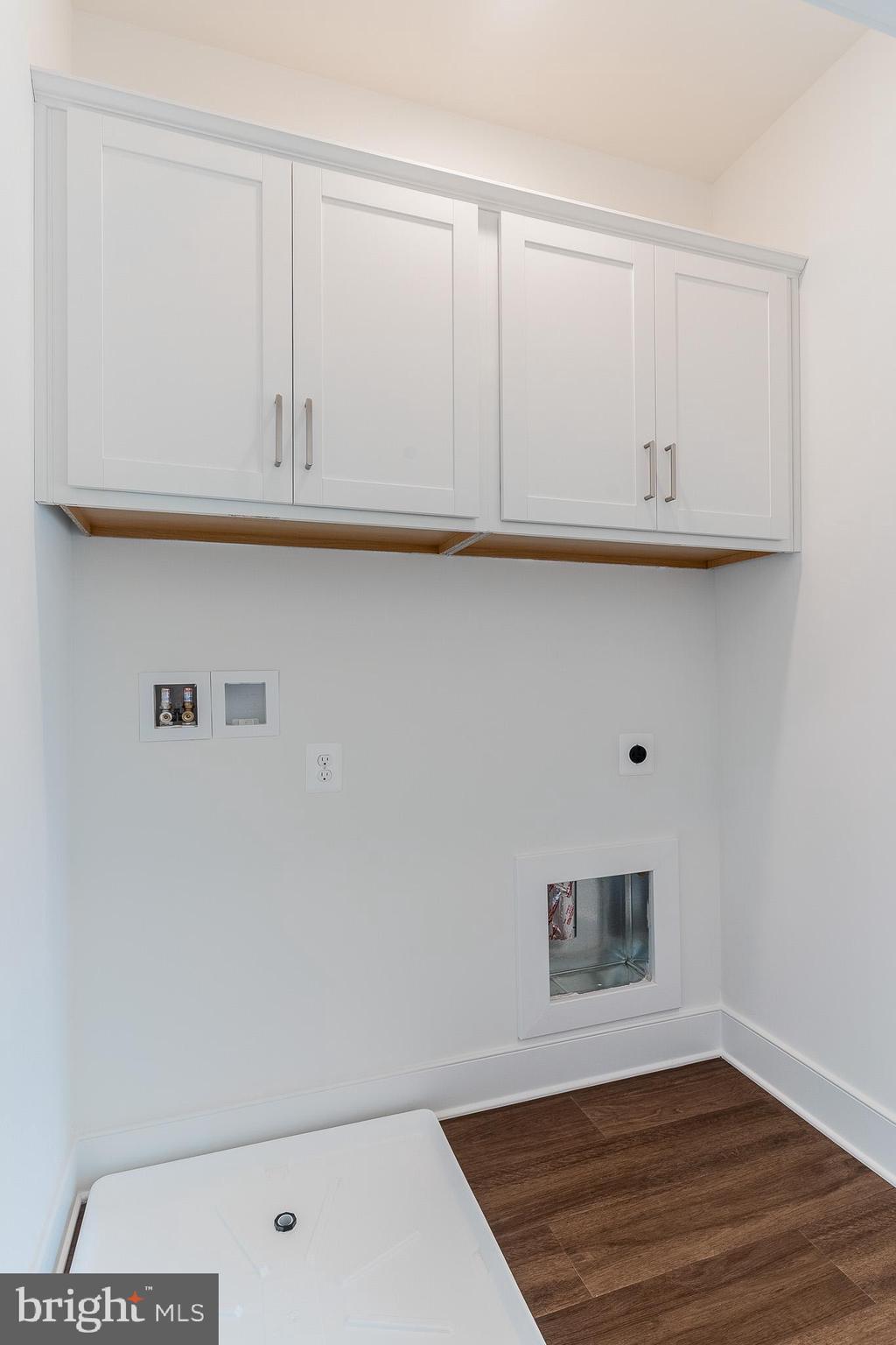 CATTAIL RUN - Residential Lease