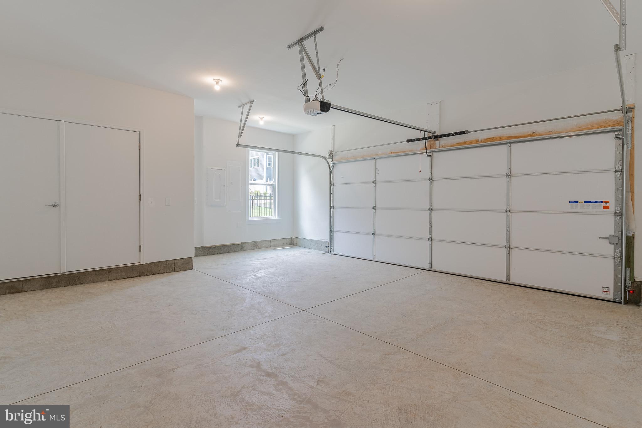 CATTAIL RUN - Residential Lease