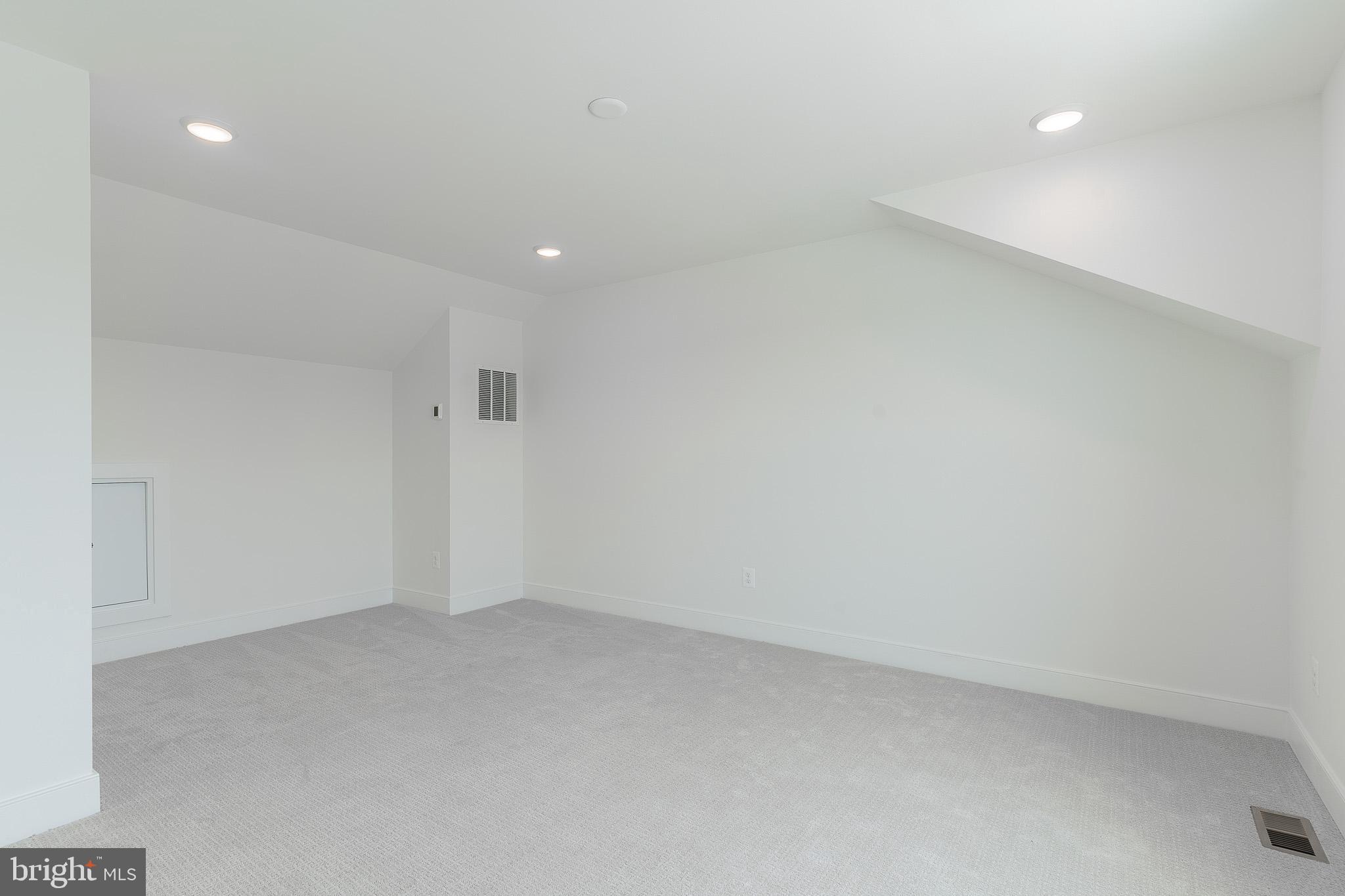 CATTAIL RUN - Residential Lease