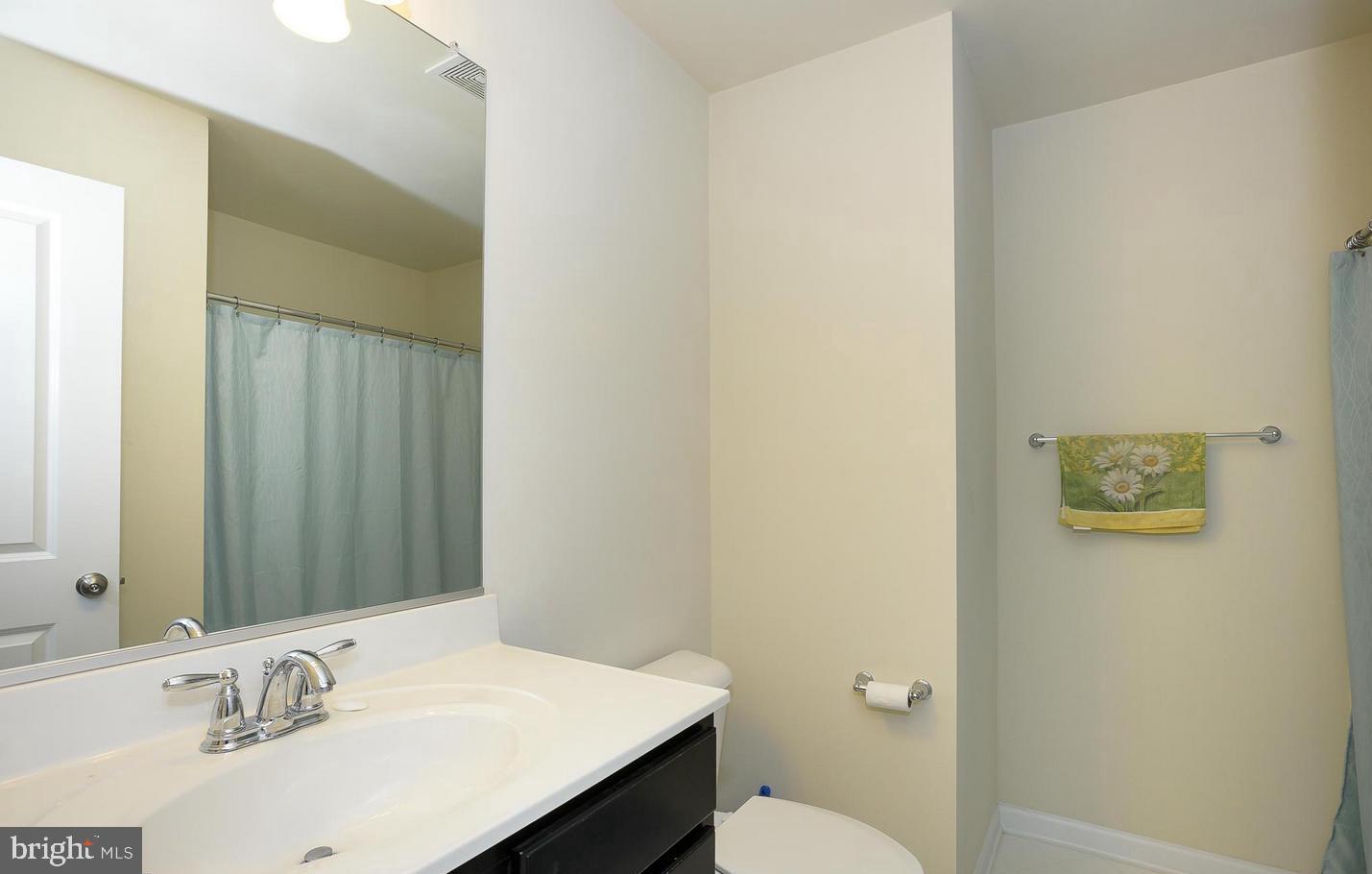 TANYARD COVE NORTH - Residential Lease