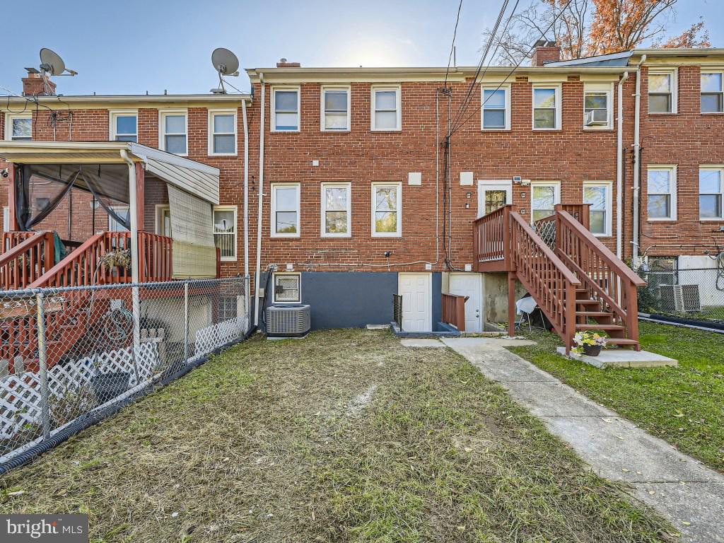 CAMERON VILLAGE - Residential