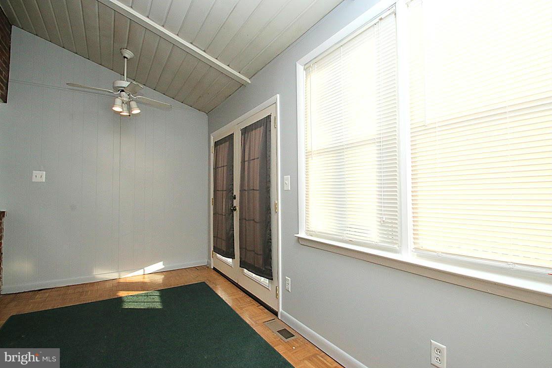 BEVERLY HILLS - Residential