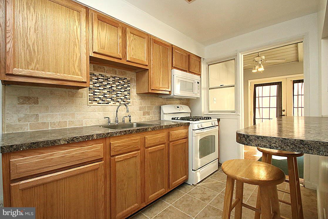 BEVERLY HILLS - Residential