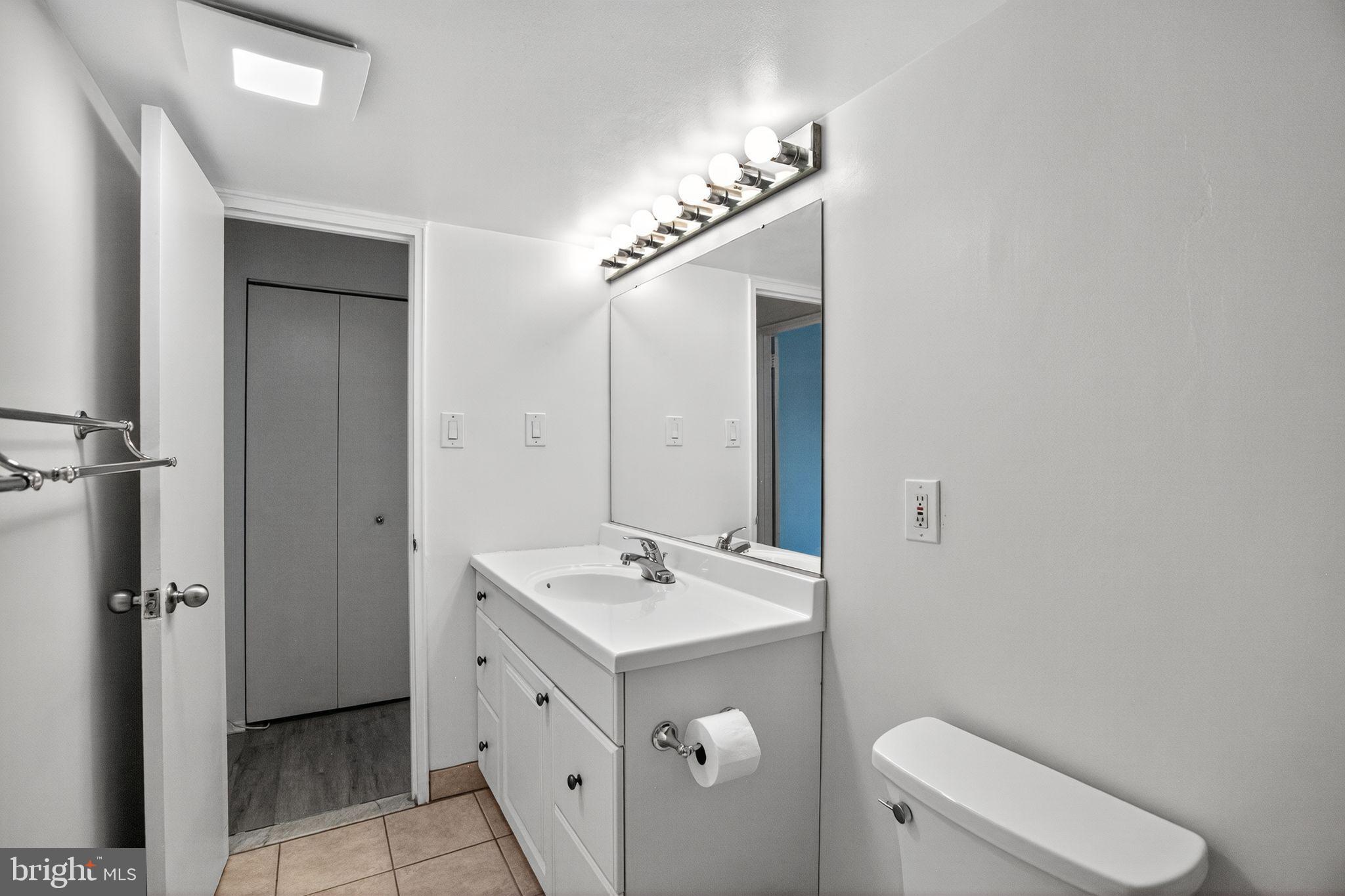 THE CARLTON - Residential