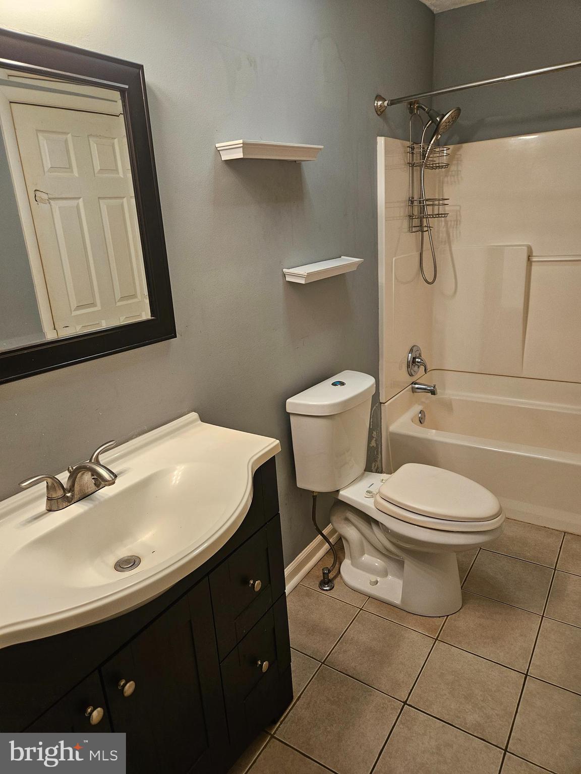 WALNUT RIDGE ESTS - Residential