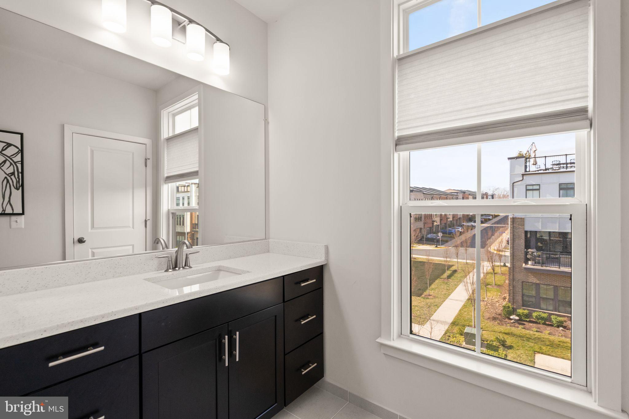 GARDEN DISTRICT AT BRAMBLETON TOWN CENTER - Residential