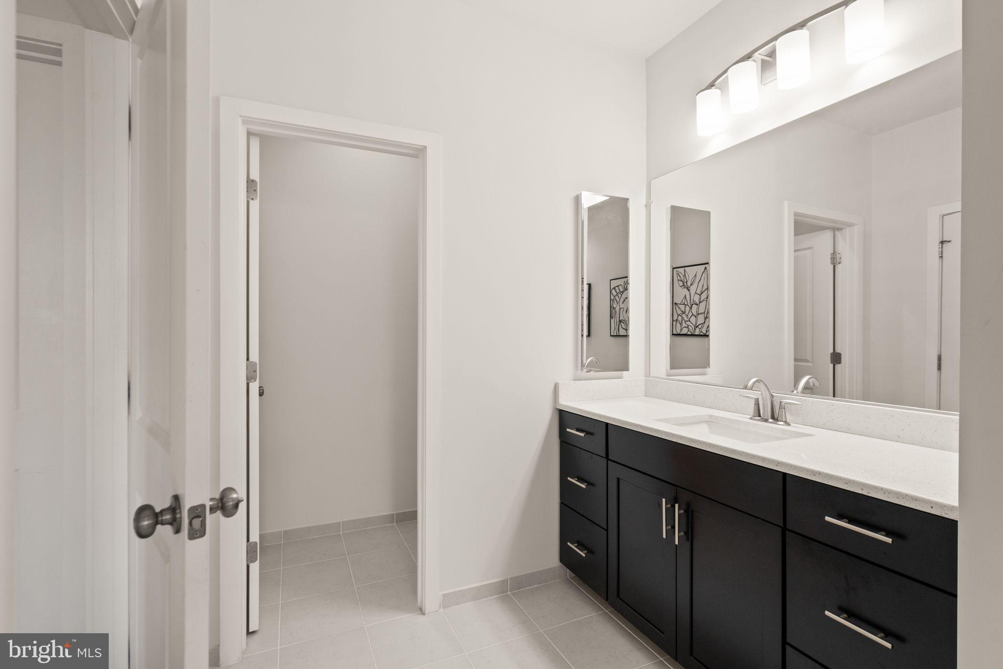 GARDEN DISTRICT AT BRAMBLETON TOWN CENTER - Residential