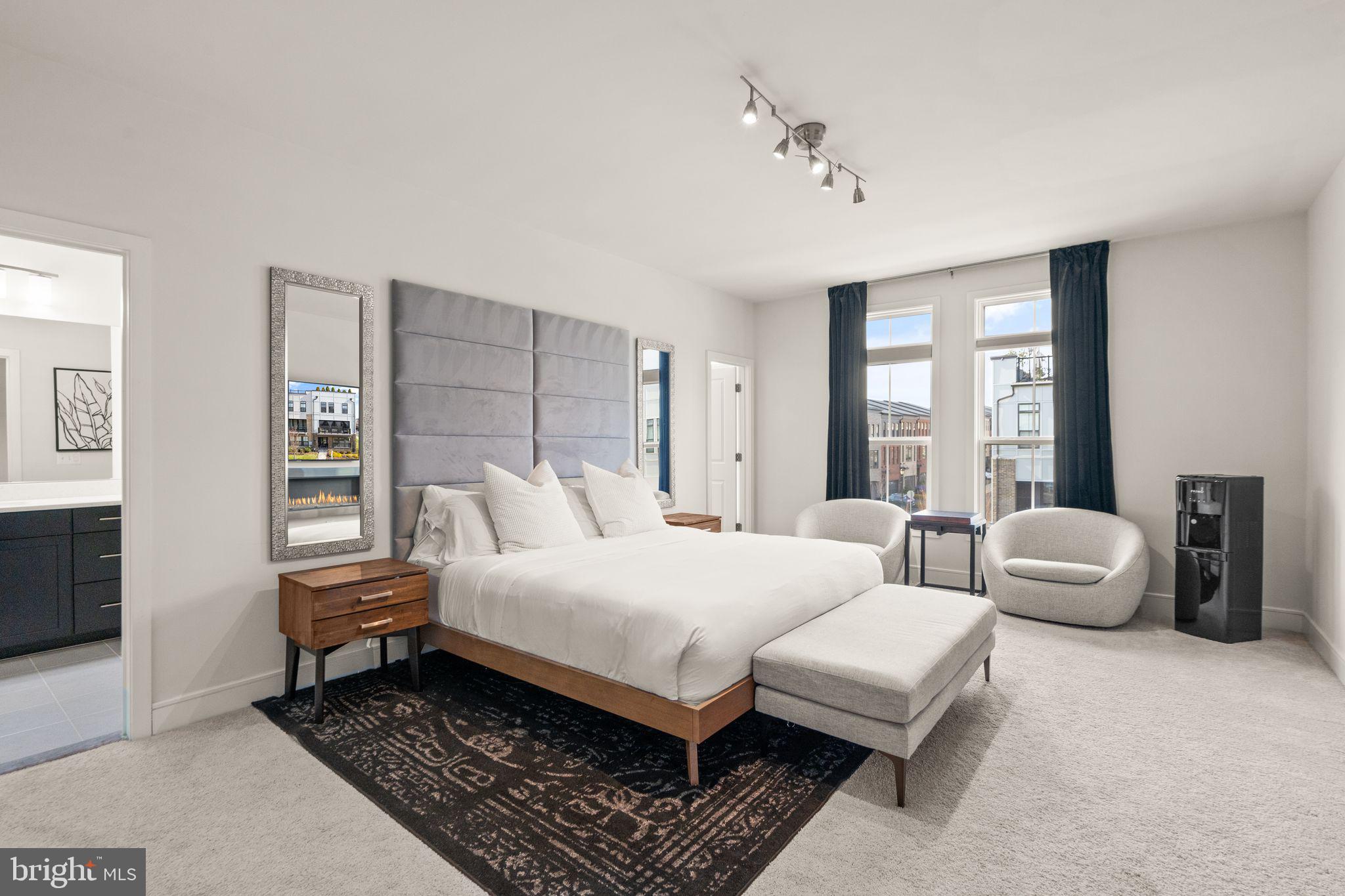 GARDEN DISTRICT AT BRAMBLETON TOWN CENTER - Residential