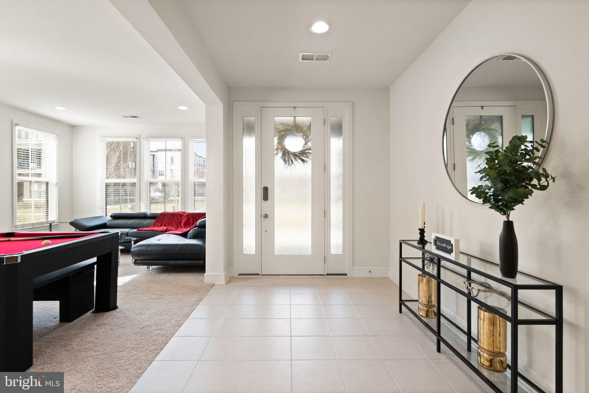 GARDEN DISTRICT AT BRAMBLETON TOWN CENTER - Residential