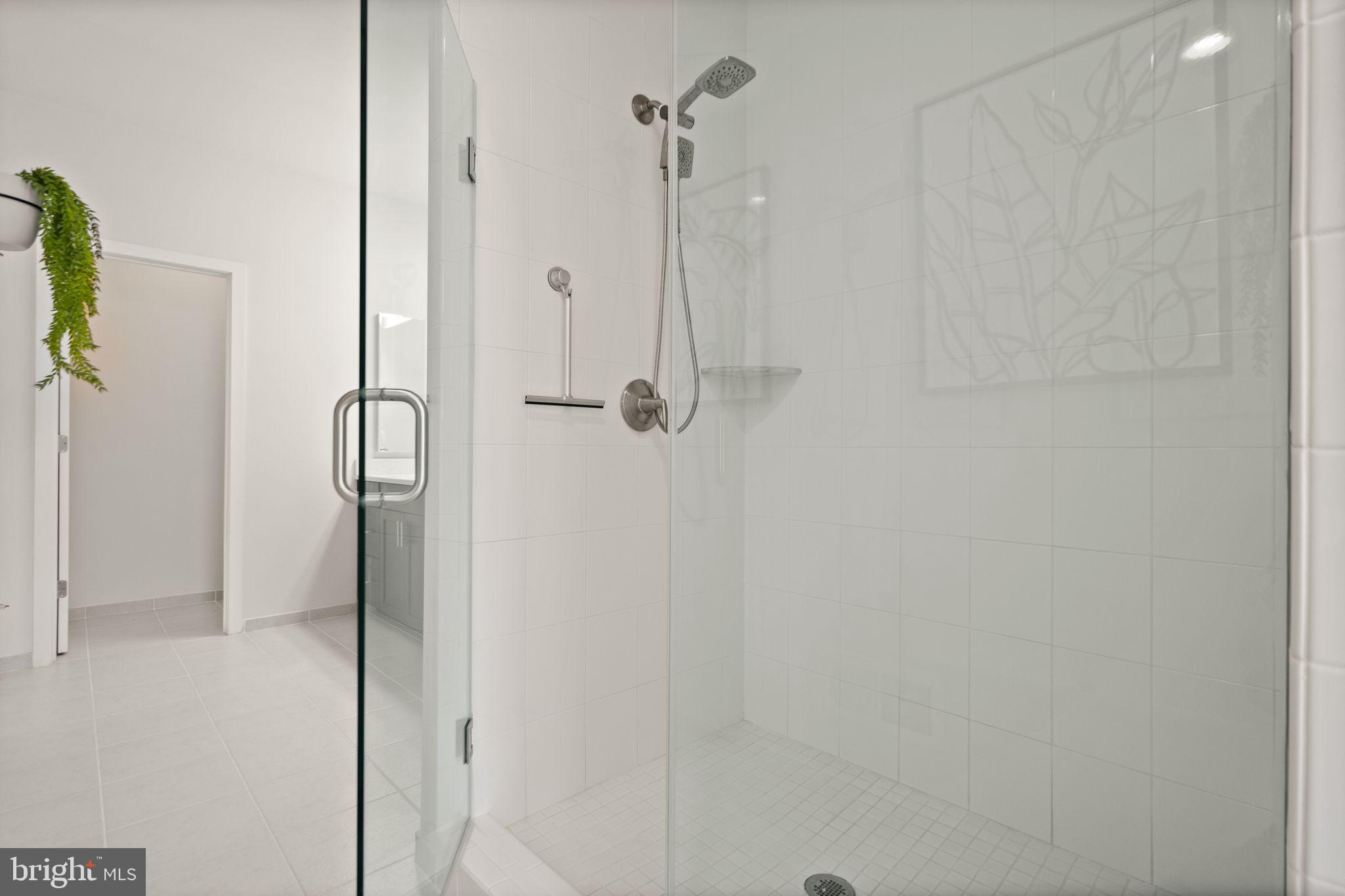 GARDEN DISTRICT AT BRAMBLETON TOWN CENTER - Residential