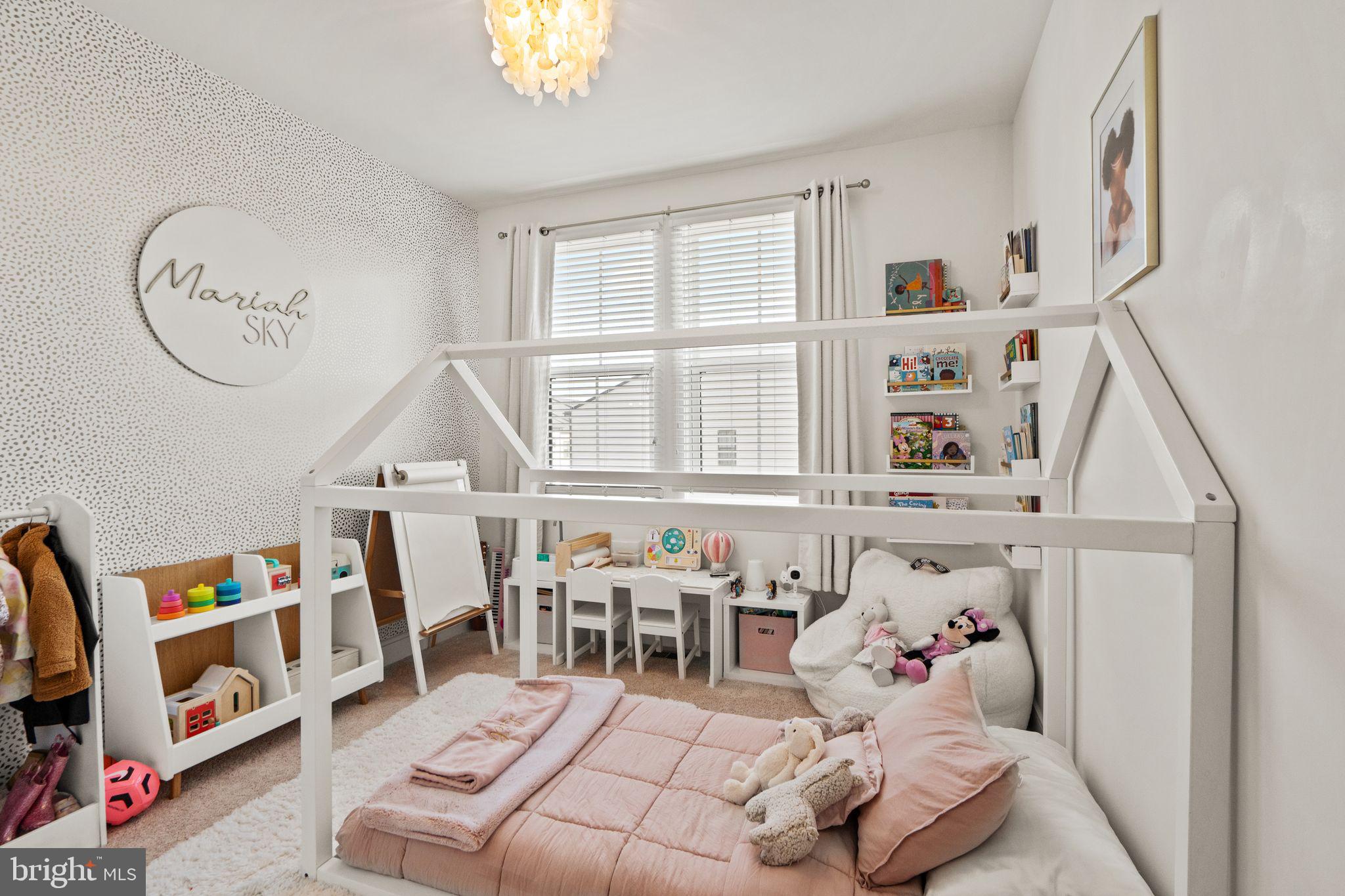 GARDEN DISTRICT AT BRAMBLETON TOWN CENTER - Residential