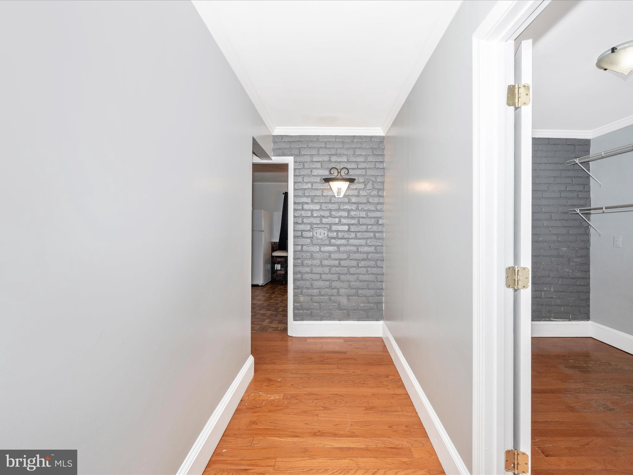 BERWYN PARK - Residential