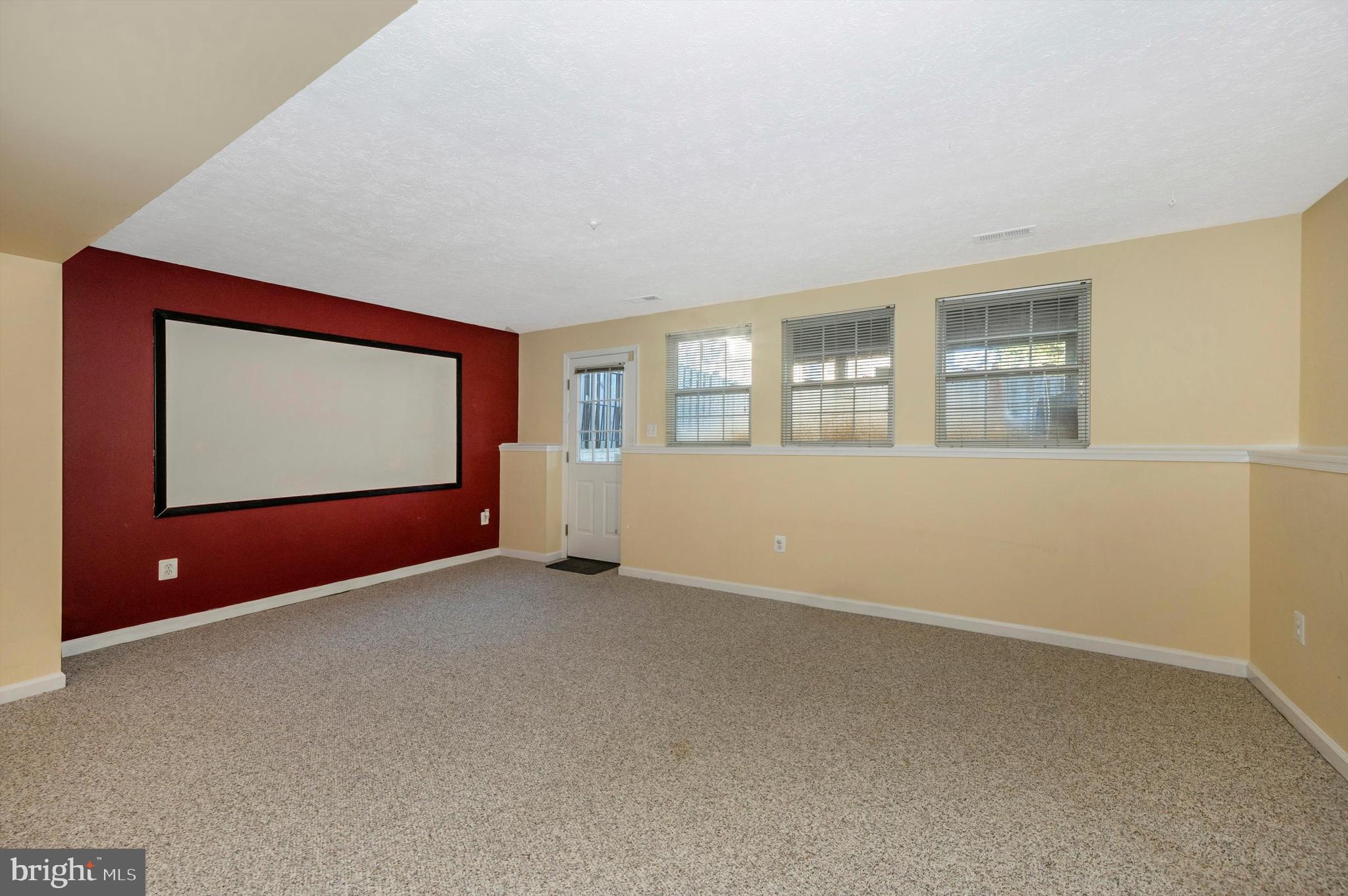 BALLENGER CROSSING - Residential Lease