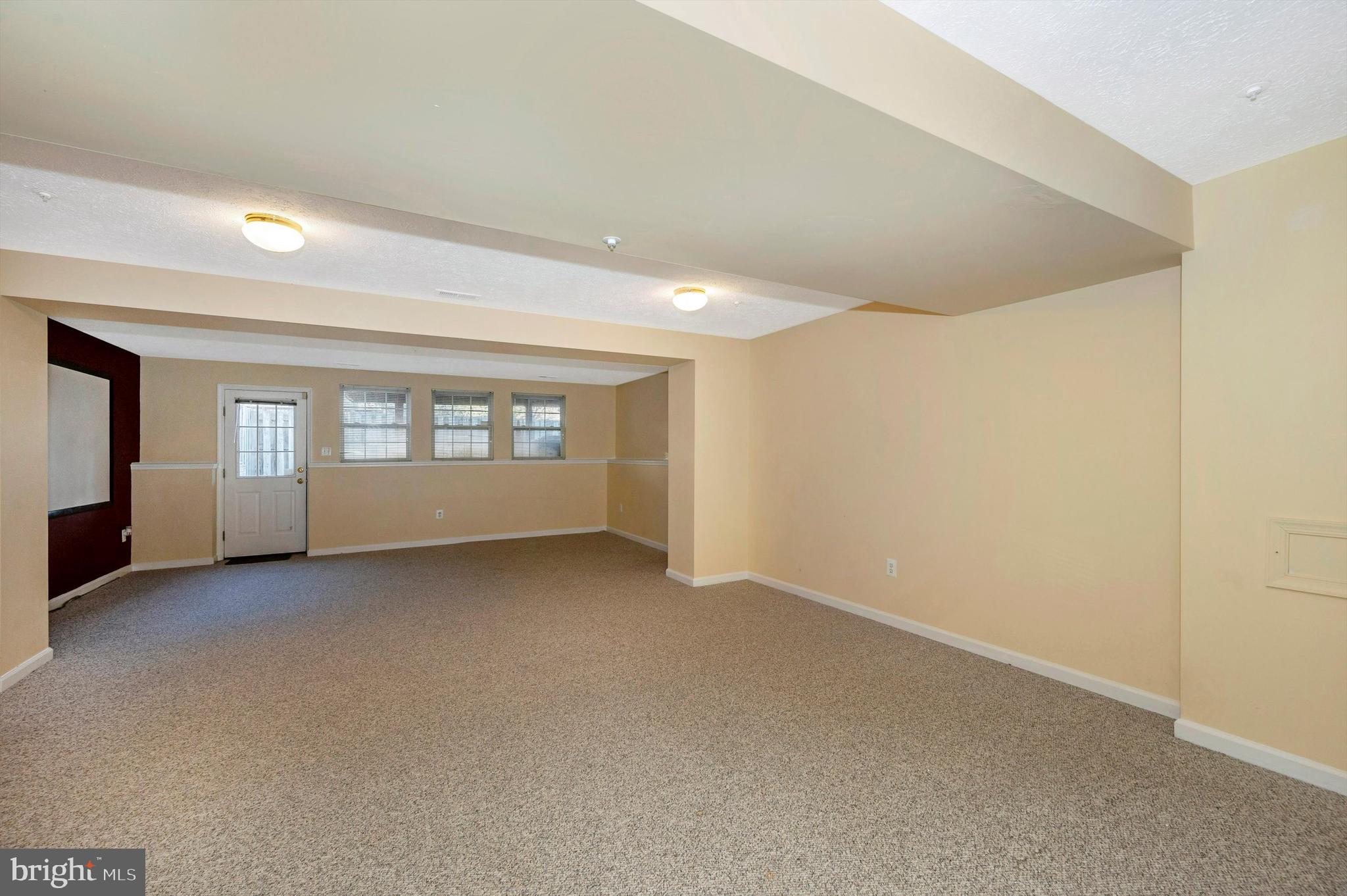 BALLENGER CROSSING - Residential Lease