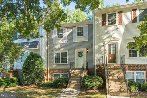 6036 OLD LANDING WAY BURKE VA 22015