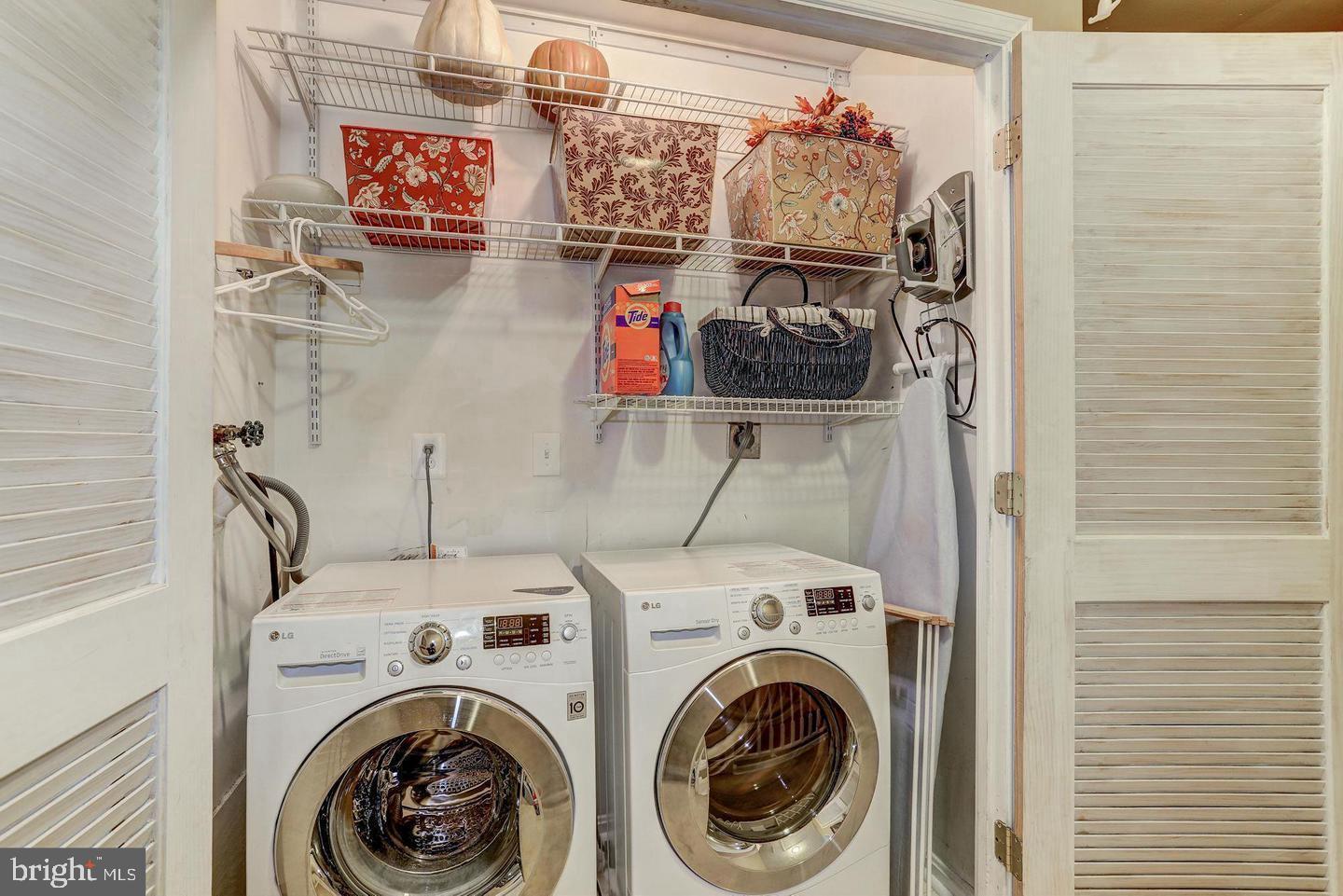 WOODWALK - Residential Lease