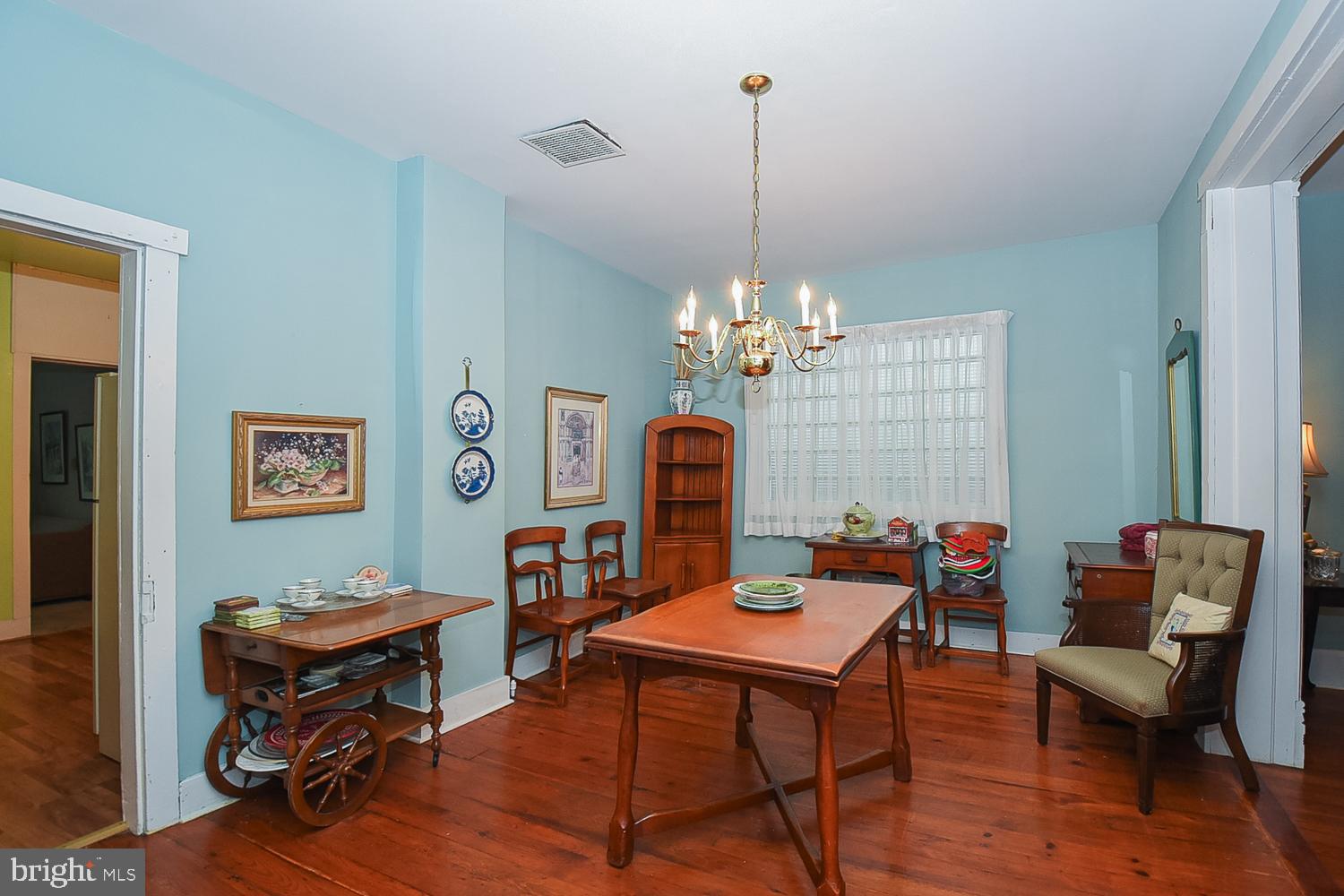 WEST END - Residential