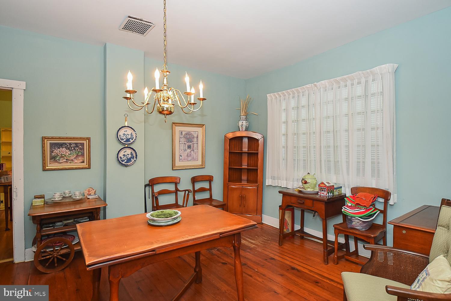 WEST END - Residential