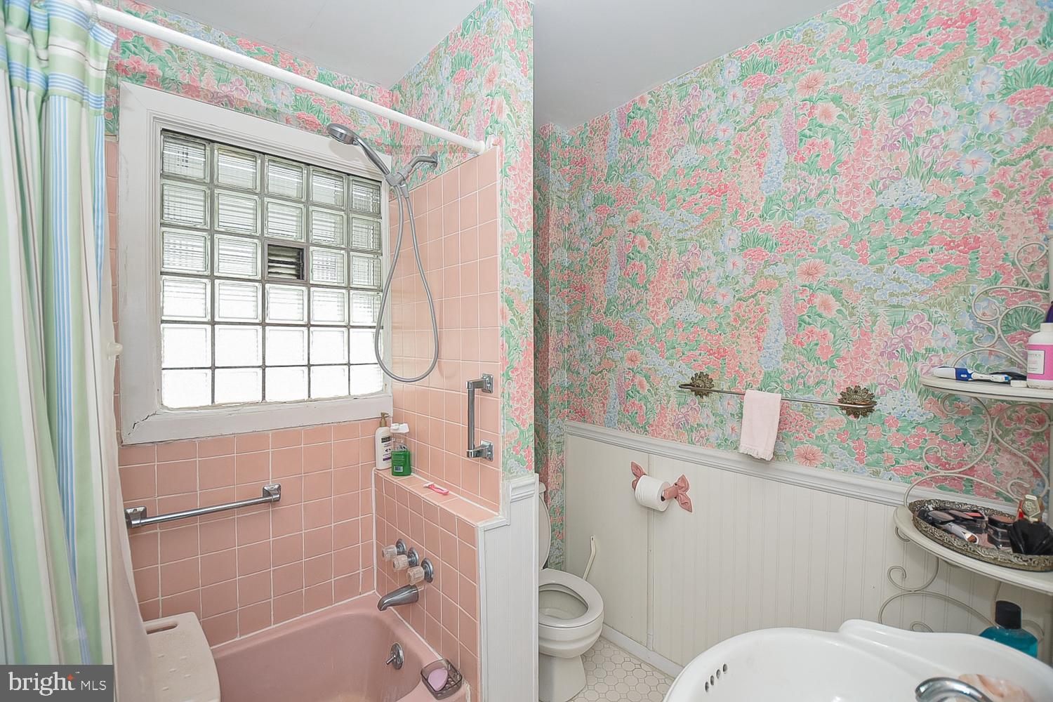 WEST END - Residential