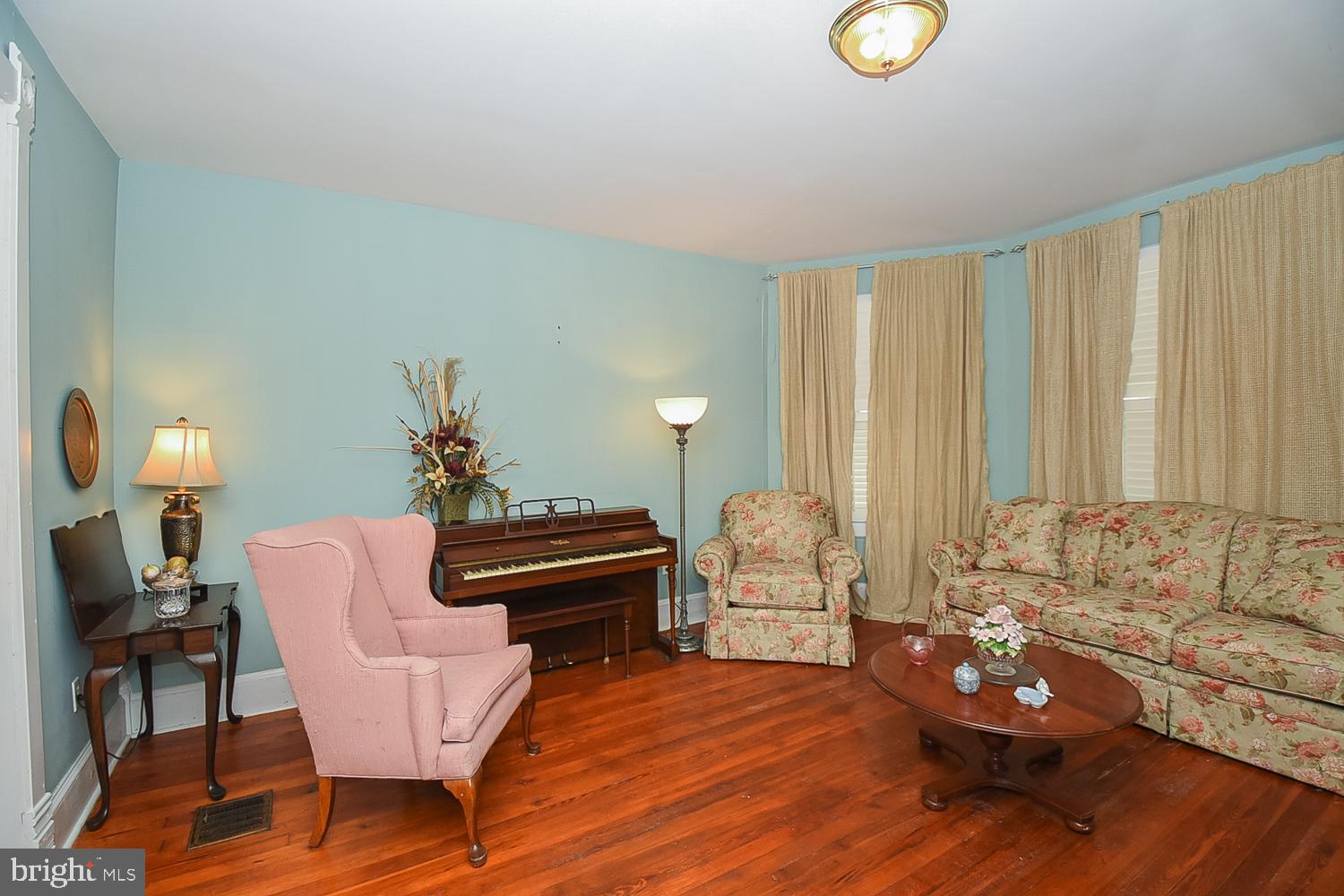 WEST END - Residential