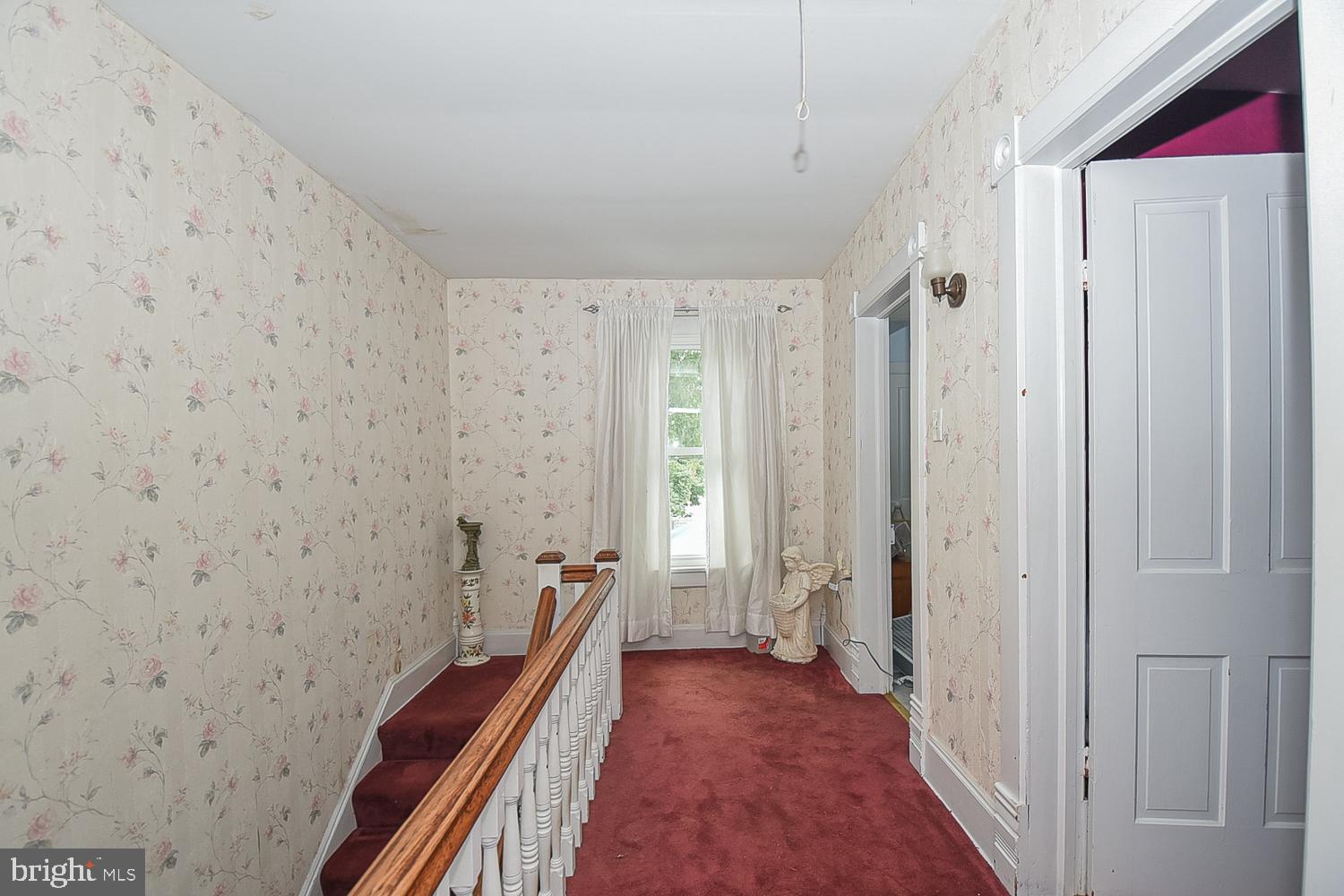 WEST END - Residential