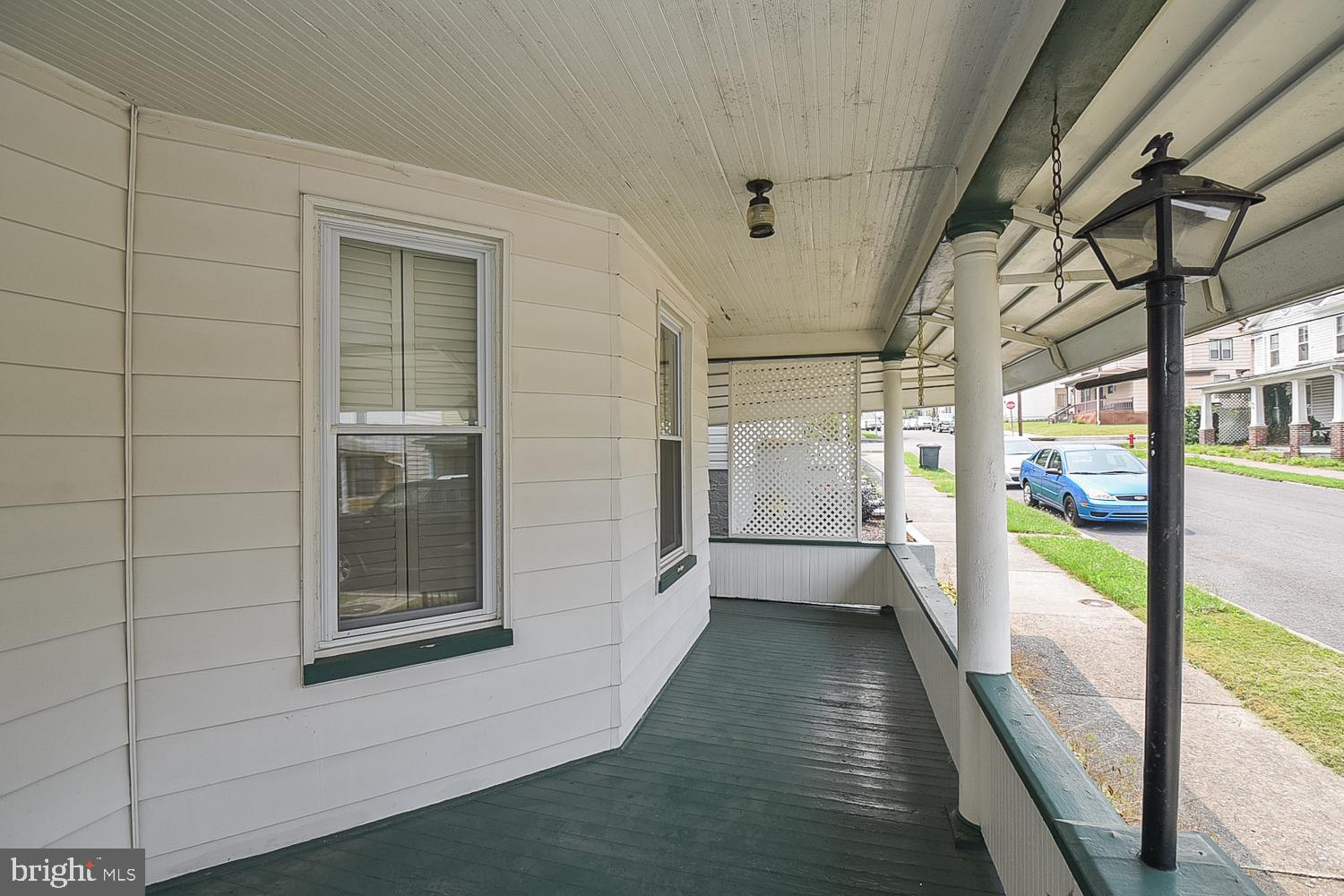 WEST END - Residential