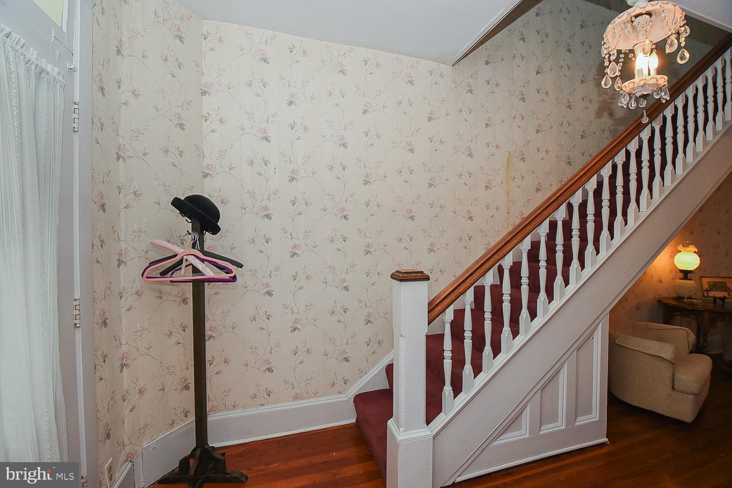 WEST END - Residential