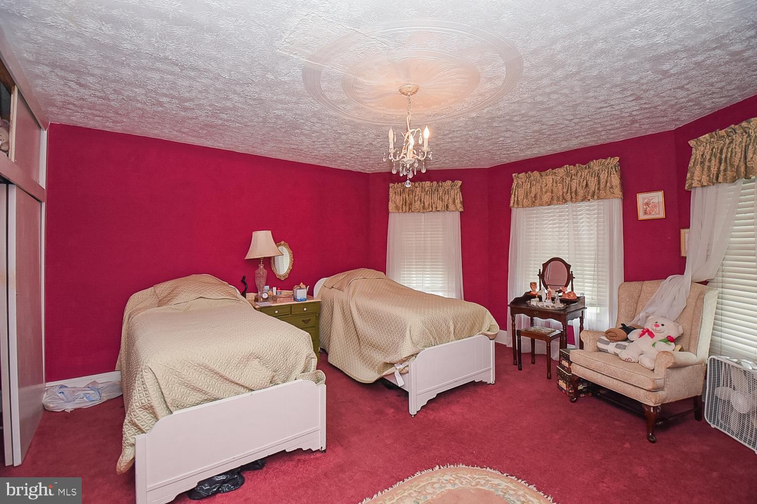 WEST END - Residential