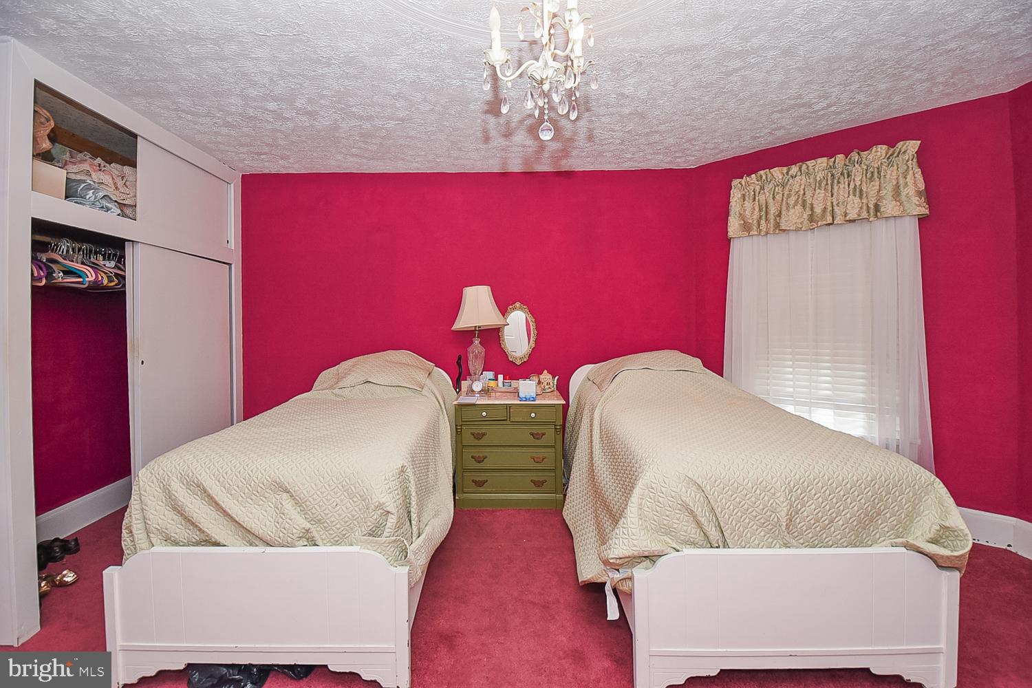 WEST END - Residential