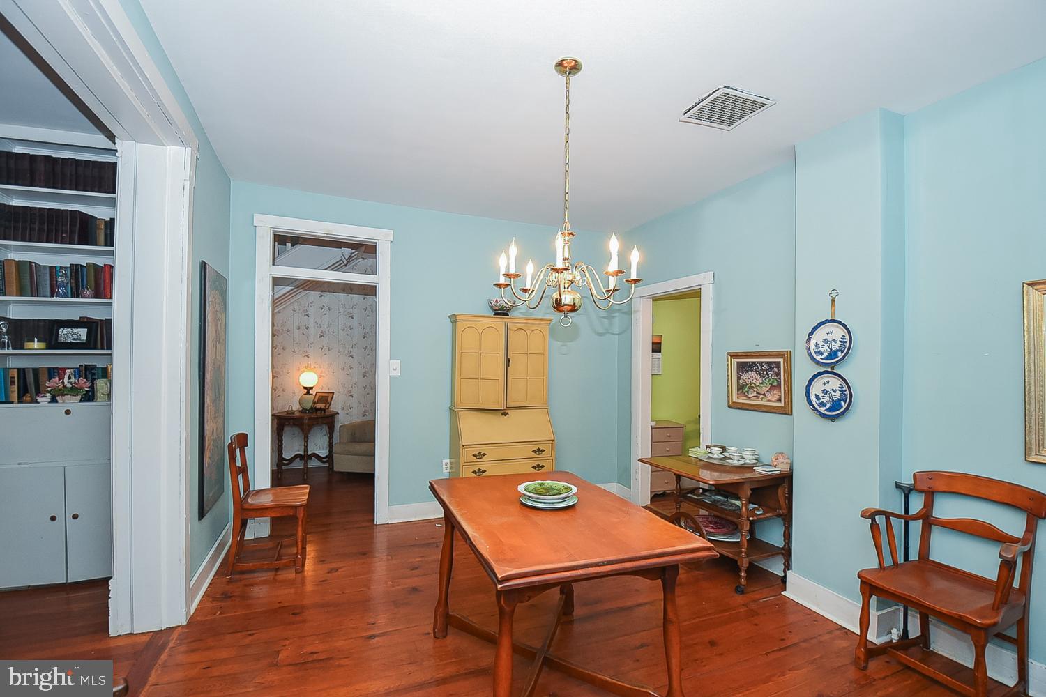 WEST END - Residential