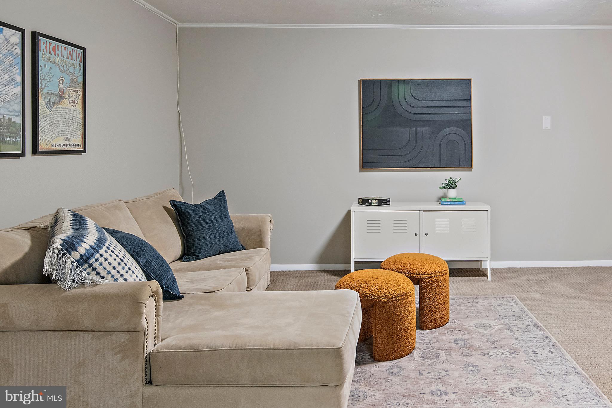 KENSINGTON - Residential